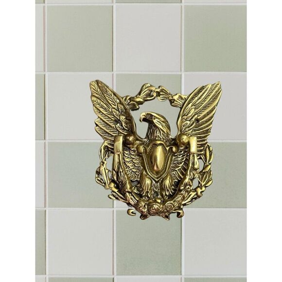 Vintage Eagle Crest Shield Cast Metal Door Knocker - Retro Home Decor84 - Picture 1 of 4